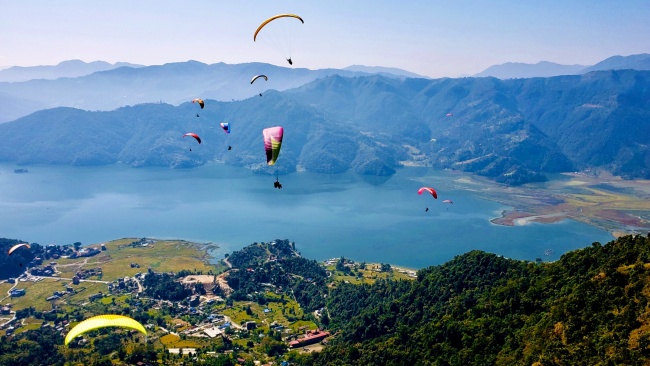 World Top paragliding site Pokhara, Nepal
