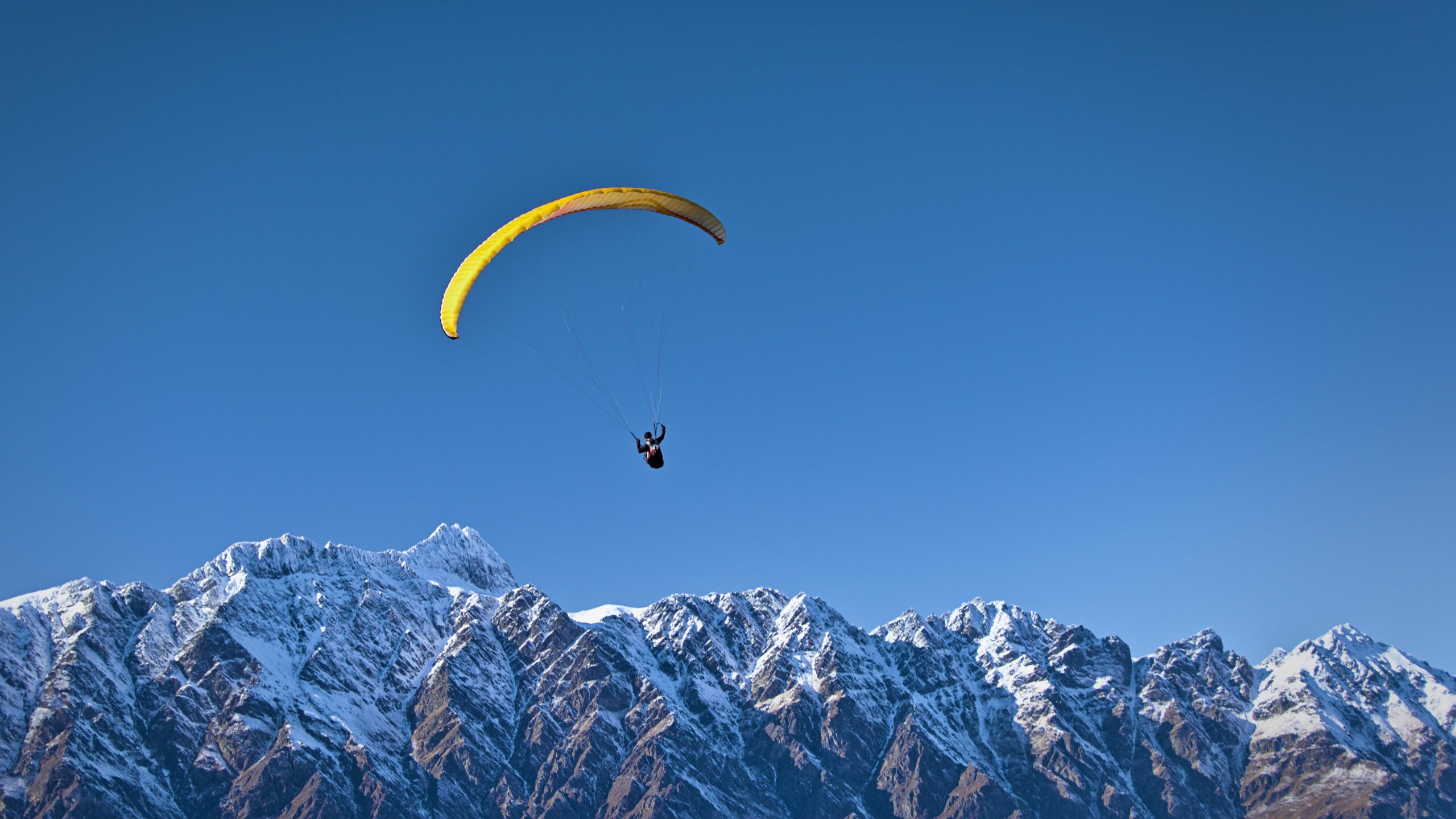 paragliding in himachal pradesh