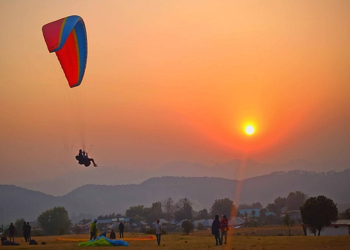 Bir Billing Paragliding Cost Per Person